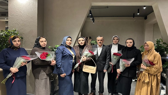 Депутаты «Единой России» поздравили с 8 Марта родных участников СВО в Дагестане и Татарстане