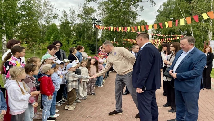 Alexander Sidyakin, Voronezh Bölgesi’ndeki iyileştirme projelerinin uygulanmasını değerlendirdi